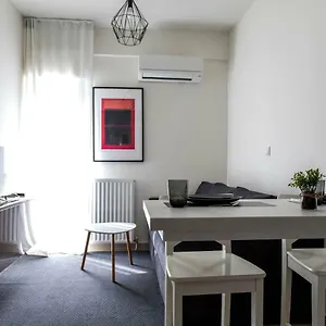 Ελέγξτε τη διαθεσιμότητα